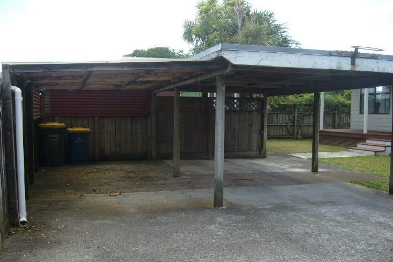 Photo of property in 52a Metcalfe Road, Ranui, Auckland, 0612