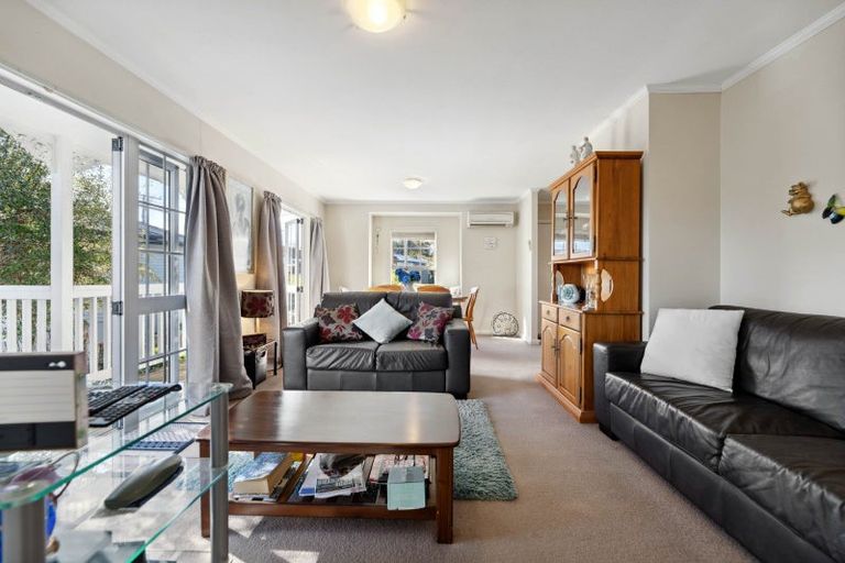 Photo of property in 15a Puriri Street, Hilltop, Taupo, 3330