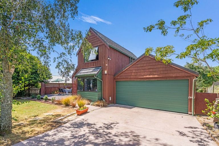 Photo of property in 49 George Point Road, Onerahi, Whangarei, 0110