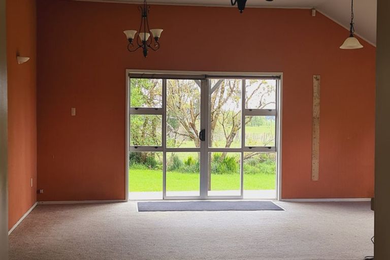 Photo of property in 150 Kendalls Line, Linton, Palmerston North, 4472