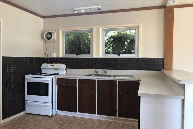 Photo of property in 69 Hinemoa Avenue, Taupo, 3330