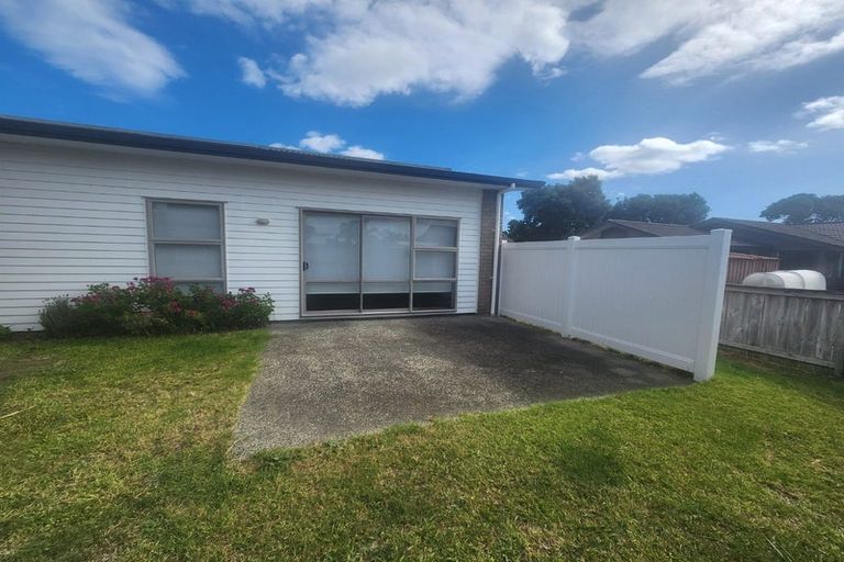 Photo of property in 360 One Tree Point Road, One Tree Point, 0118