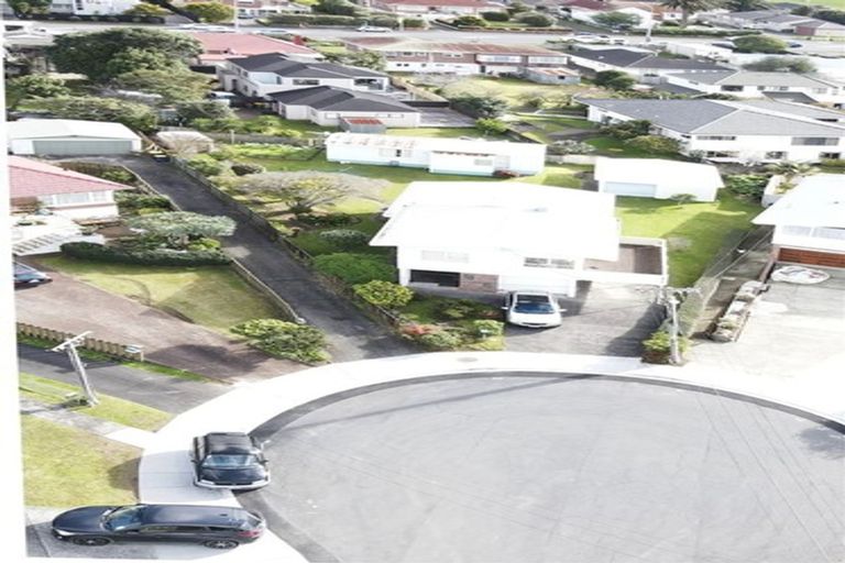 Photo of property in 7 Taha Road, Te Atatu South, Auckland, 0610