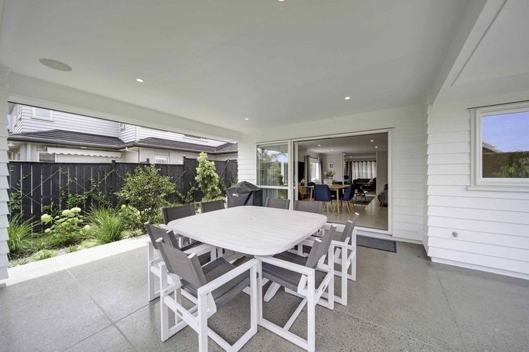 Photo of property in 33 Hinau Road, Karaka, Papakura, 2113