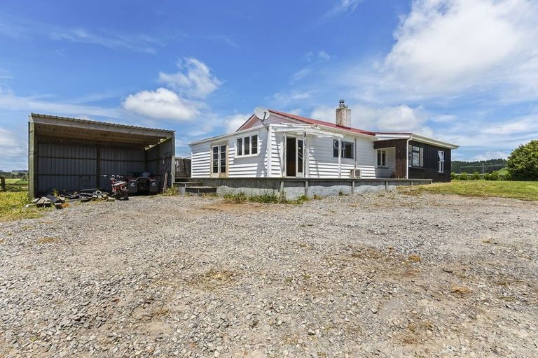 Photo of property in 99 Mangaotea Road, Ratapiko, Inglewood, 4390