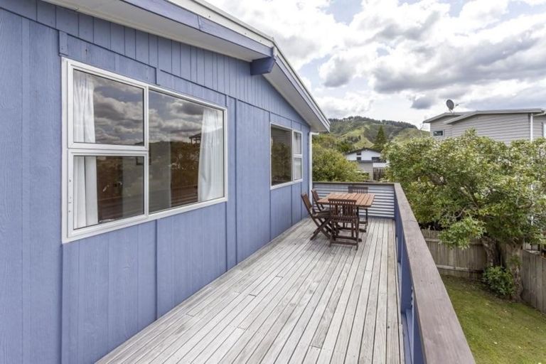 Photo of property in 9 Swordfish Avenue, Whiritoa, Whangamata, 3691