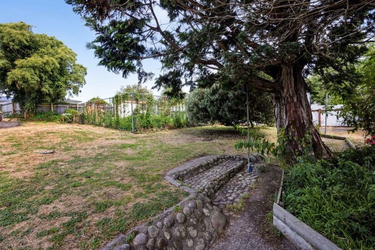 Photo of property in 1 Koromiko Street, Inglewood, 4330