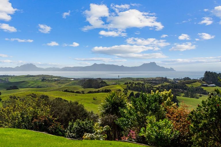 Photo of property in 17 Wairimu Way, Waipu, 0582