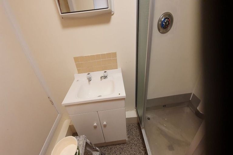 Photo of property in 21 Olivia Crescent, Tawa, Wellington, 5028