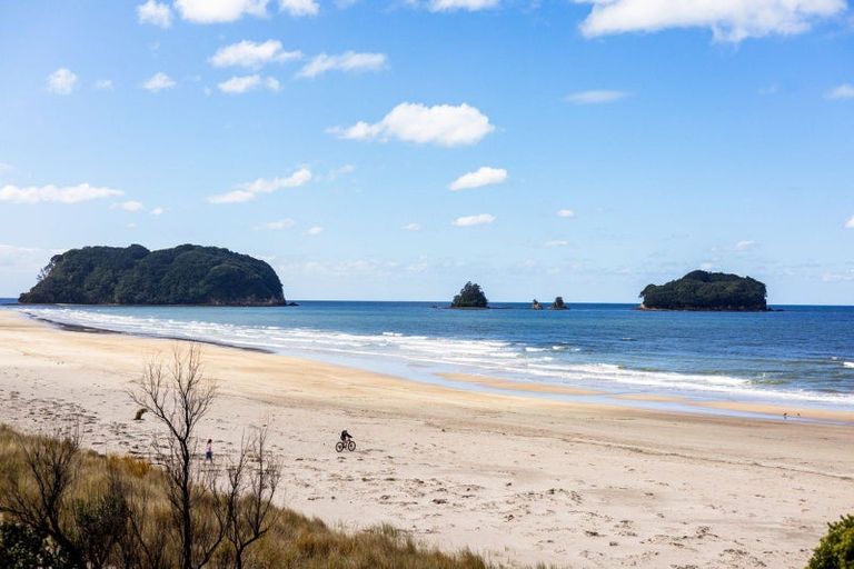 Photo of property in 112 Pohutukawa Crescent, Whangamata, 3620