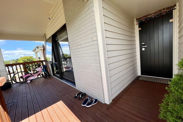 Photo of property in 11b Tributary Parade, Karaka, Papakura, 2113