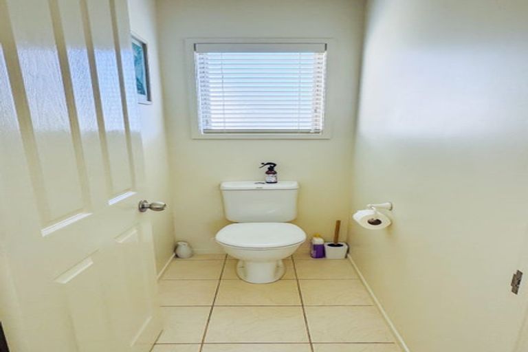 Photo of property in 5 Coralsea Way, Arkles Bay, Whangaparaoa, 0932