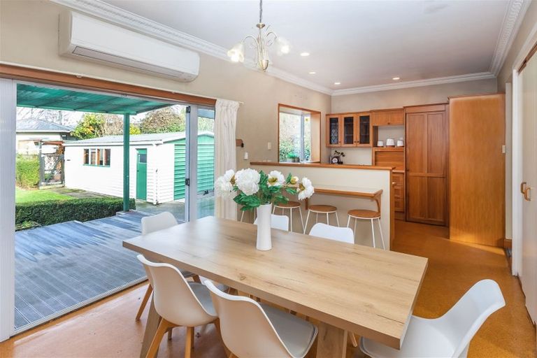 Photo of property in 14 Winters Road, Redwood, Christchurch, 8051