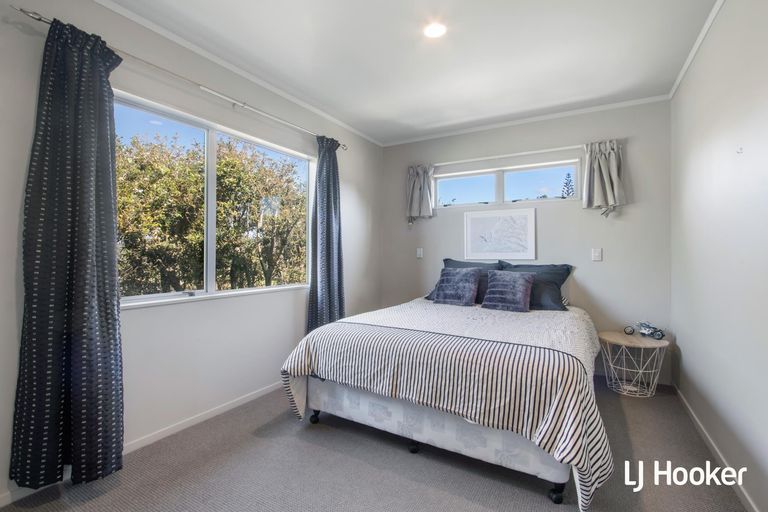 Photo of property in 287 Seaforth Road, Waihi Beach, 3611