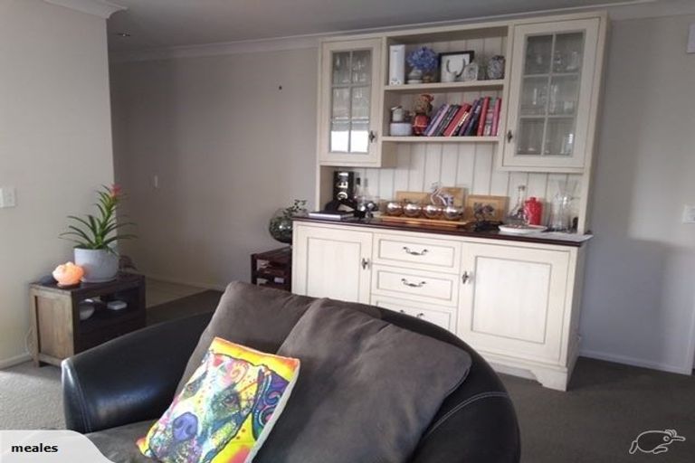 Photo of property in 10 Moonraker Place, Whitby, Porirua, 5024