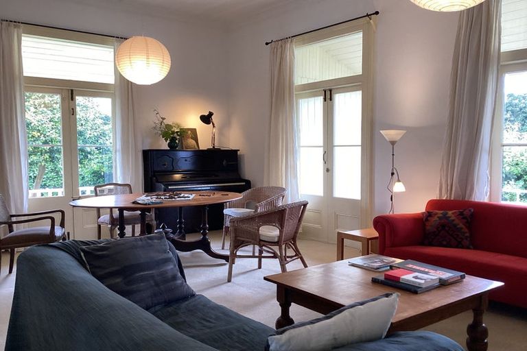 Photo of property in 2 Bath Street, Plimmerton, Porirua, 5026