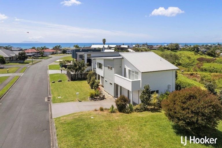 Photo of property in 45 Mayor View Terrace, Waihi Beach, 3611