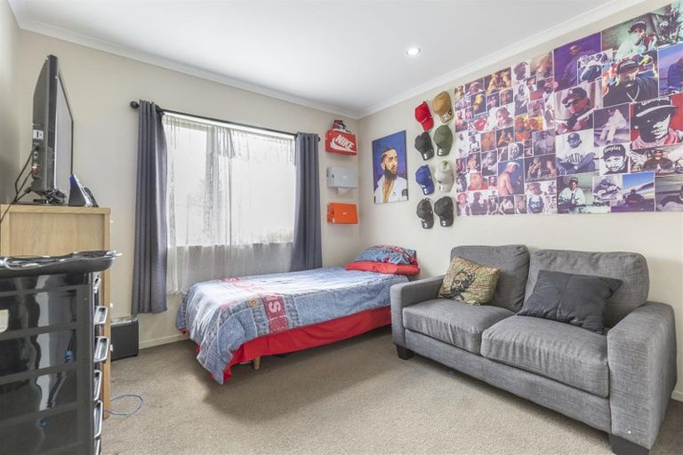 Photo of property in 1 Frank Hewitt Street, Pukekohe, 2120