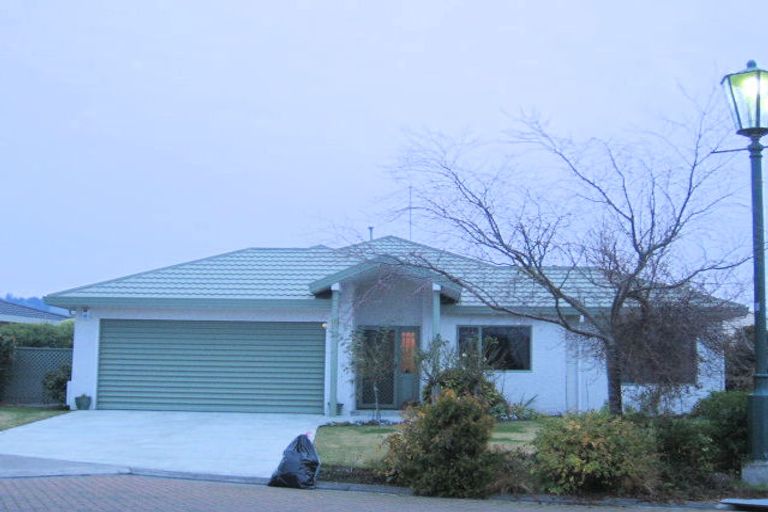 Photo of property in 18 Sloane Place, Taradale, Napier, 4112