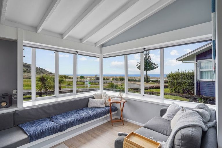 Photo of property in 3428 Pourerere Beach Road, Pourerere, Omakere, 4271