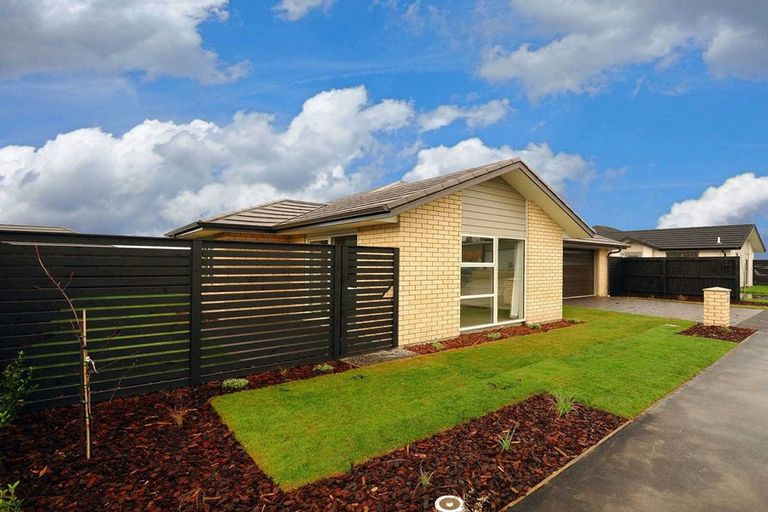 Photo of property in 39 Limbrick Crescent, Wigram, Christchurch, 8042