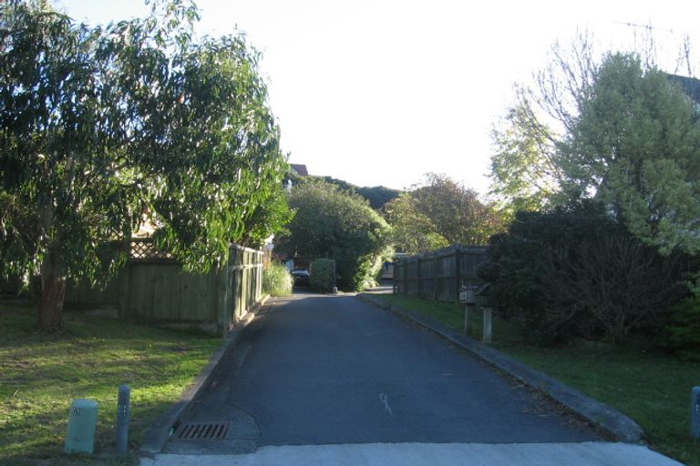 Photo of property in 32 Albatross Close, Whitby, Porirua, 5024