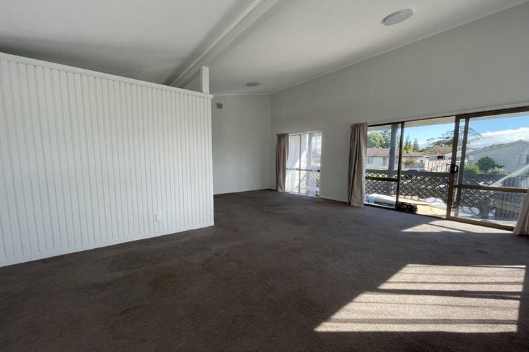 Photo of property in 4 Mon Desir Place, Manurewa, Auckland, 2102