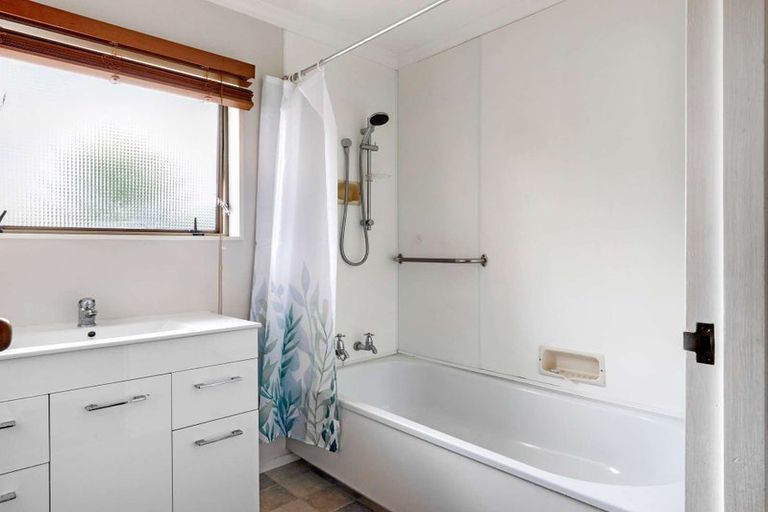 Photo of property in 9a Gibson Street, Aramoho, Whanganui, 4500