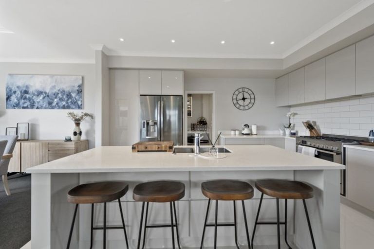 Photo of property in 22 Helen June Avenue, Flagstaff, Hamilton, 3210