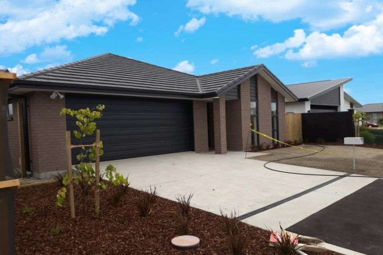 Photo of property in 44 Longcot Drive, Rolleston, 7615