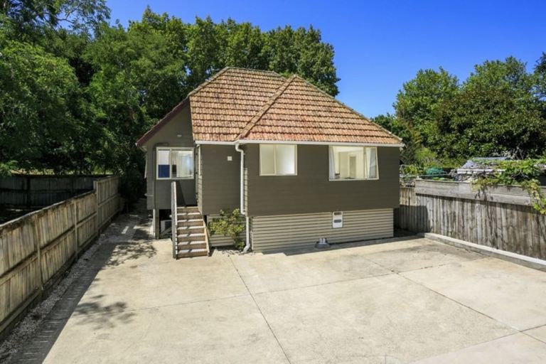 Photo of property in 110a Lake Road, Belmont, Auckland, 0622