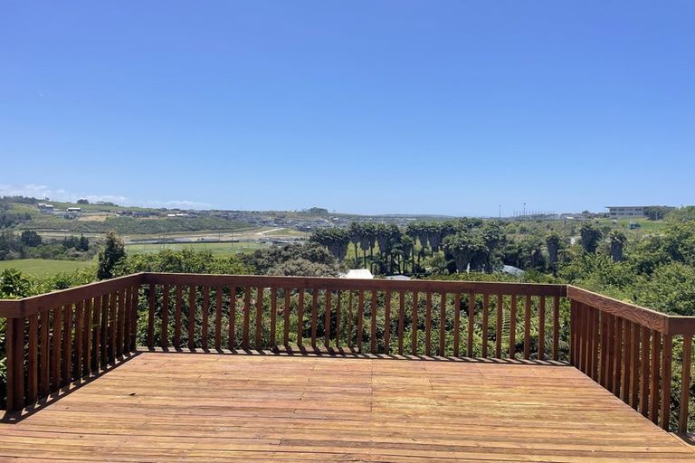 Photo of property in 15 Ashley Avenue, Long Bay, Auckland, 0630