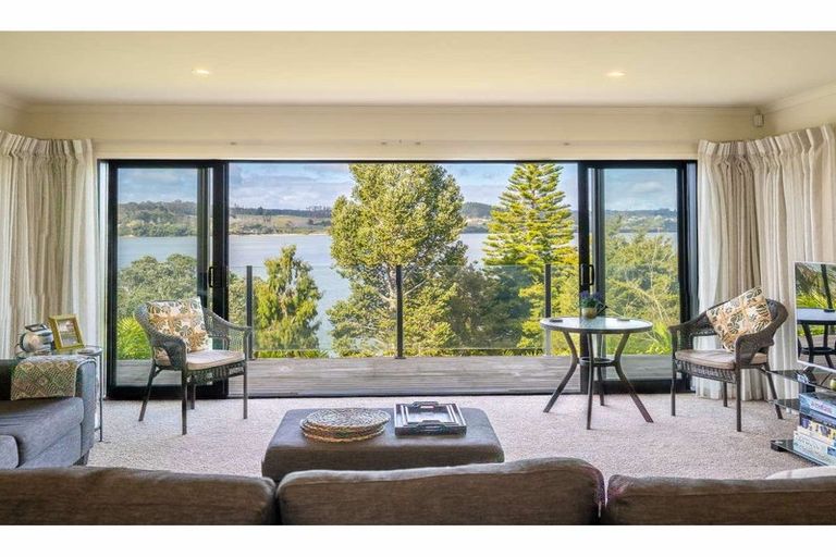 Photo of property in 34 Rangitane Loop Road, Kerikeri, 0294