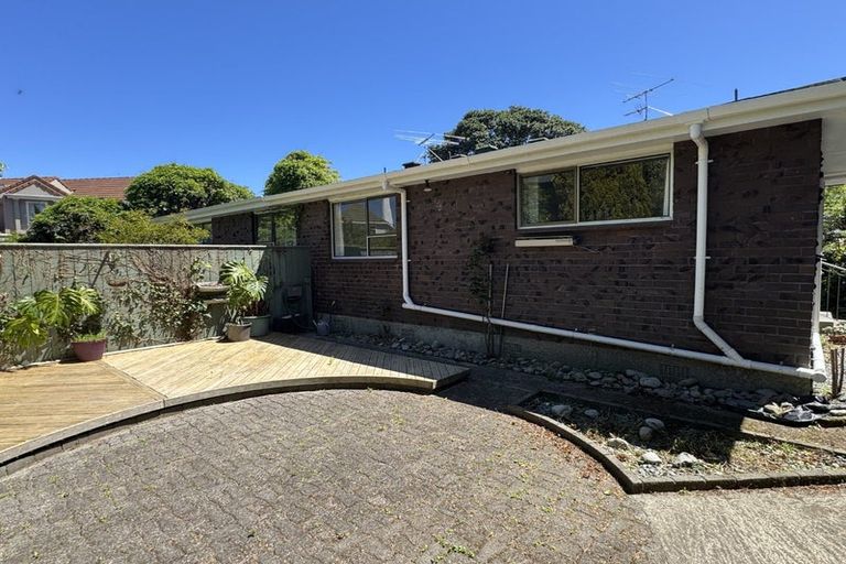 Photo of property in 70 Kings Crescent, Hutt Central, Lower Hutt, 5010