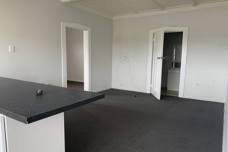Photo of property in 227 Victoria Avenue, Hokowhitu, Palmerston North, 4410