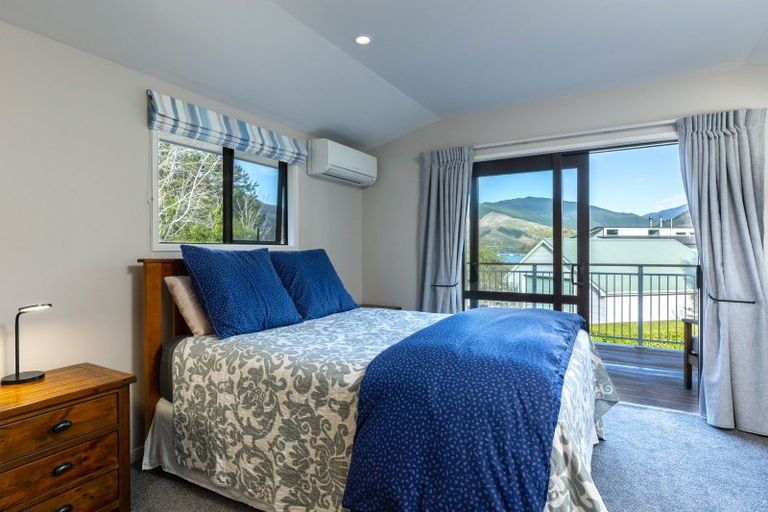 Photo of property in 6b Lady Cobham Grove, Anakiwa, Picton, 7281