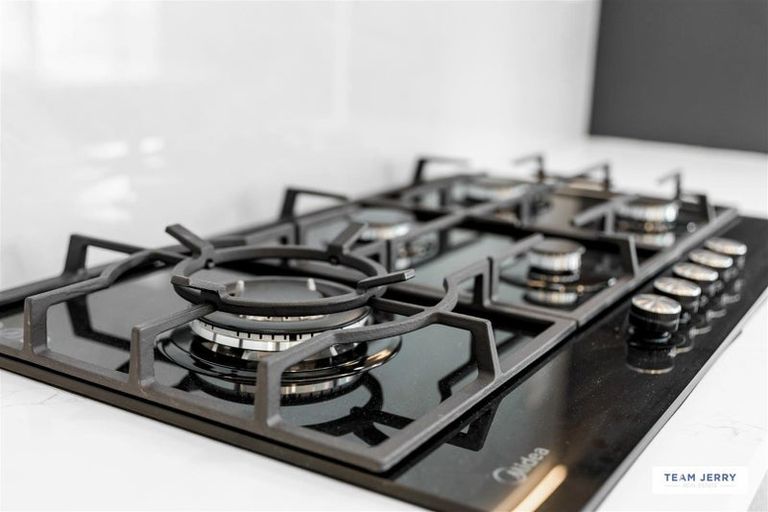 Photo of property in 339c Bucklands Beach Road, Bucklands Beach, Auckland, 2012