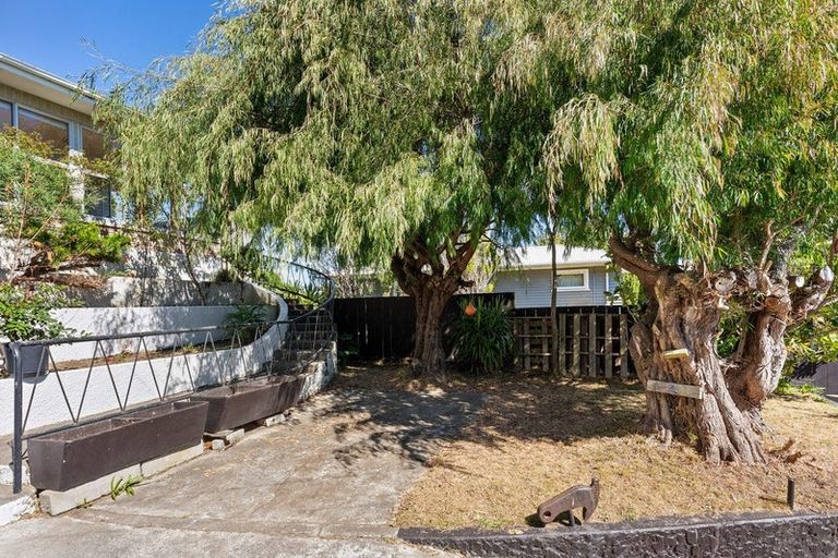 Photo of property in 41 Lupin Road, Otaki, 5512