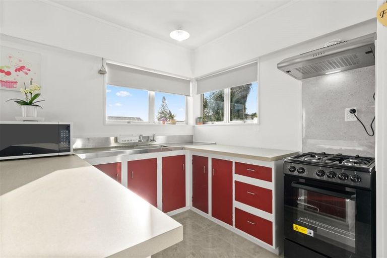 Photo of property in 25b Sunnypark Avenue, Rosehill, Papakura, 2113