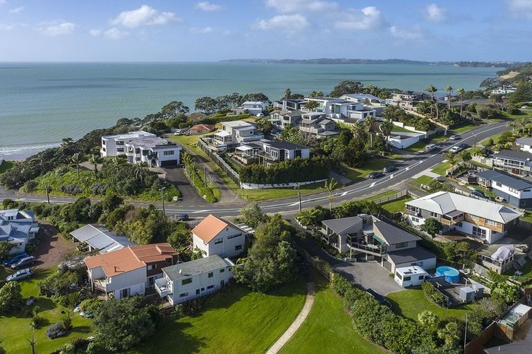 Photo of property in 29 Marellen Drive, Red Beach, 0932