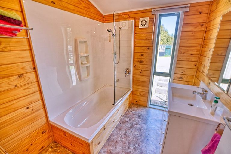 Photo of property in 427a Maori Creek Road, Marsden, Arnold Valley, 7872