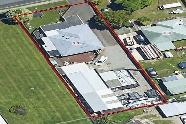 Photo of property in 11 Russell Road, Fairy Springs, Rotorua, 3015