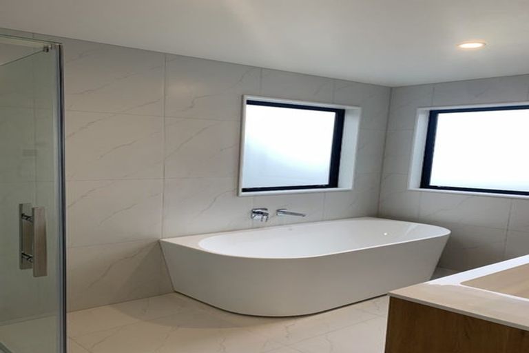 Photo of property in 17 Kapehu Road, Silverdale, 0932