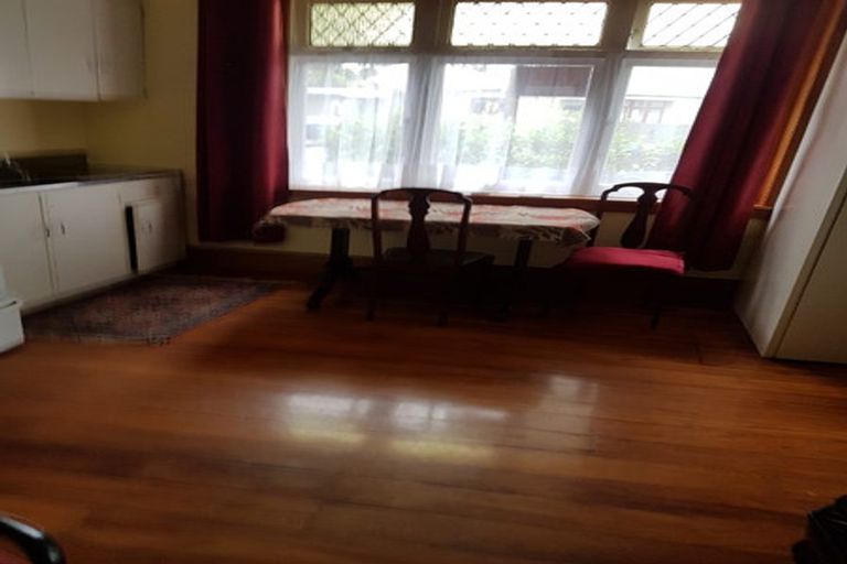 Photo of property in 29 Ranfurly Street, Hokowhitu, Palmerston North, 4410