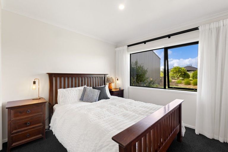 Photo of property in 3 Fernbird Grove, Kerikeri, 0294