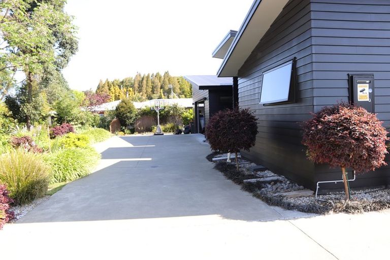 Photo of property in 27 Jervois Road, Jervoistown, Napier, 4112