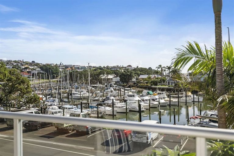 Photo of property in 4 Inga Road, Milford, Auckland, 0620