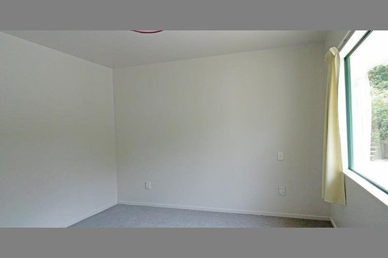 Photo of property in 12b Wicklam Lane, Greenhithe, Auckland, 0632