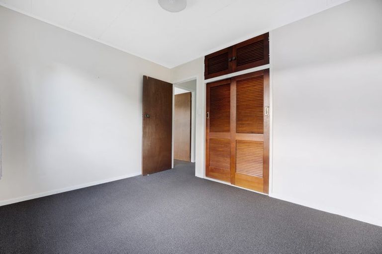 Photo of property in 1/41 Glencoe Road, Browns Bay, Auckland, 0630
