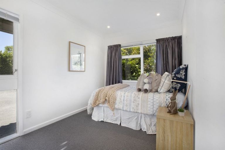 Photo of property in 186 Paremata Road, Paremata, Porirua, 5024